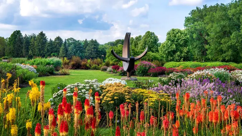 Chicago Botanic Garden - in bloom